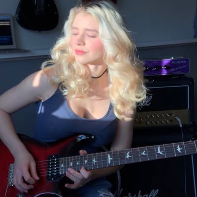 Guitar lexi rose Lexi Rose: