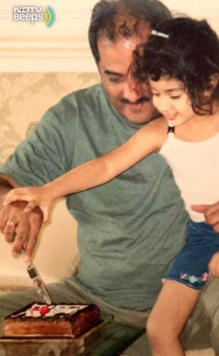 Janhvi's Birthday Wish For Dad Boney Kapoor Is A Throwback Treat